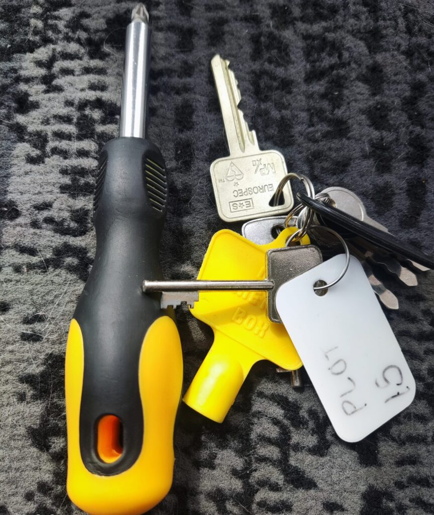 How to change uPVC Door Lock, tools required. Pip Lockout Locksmith